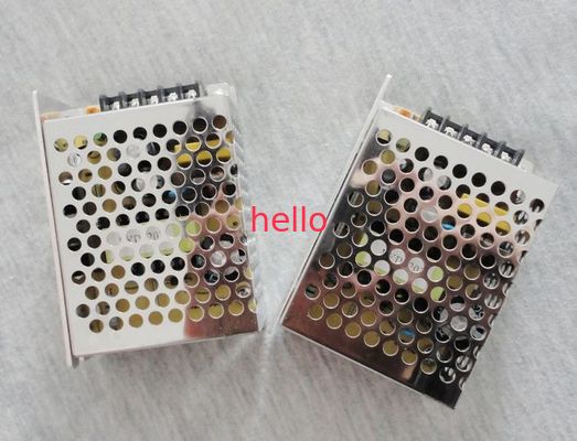 24W 2A 12V DC 보편적인 AC는 엇바꾸기에 의하여 지도된 운전사 전력 공급 변압기를 입력했다