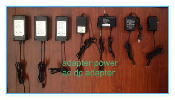 12 안정되어 있는 엇바꾸기를 가진 볼트 힘 접합기 12 볼트 IP54에 까만 60W 60Hz AC