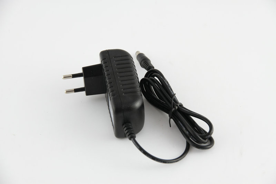 24W 2A CCTV 사진기, 12V 직류 전원 접합기를 위한 높은 Efficency AC DC 접합기 12V DC IP54