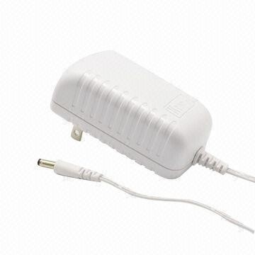 15W 보편적인 교류 전원 접합기, 백색 색깔 수준 v 전력 공급