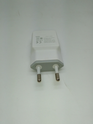 AC100 - 240V Portable 보편적인 Usb 충전기 높은 Efficency CCC 마개
