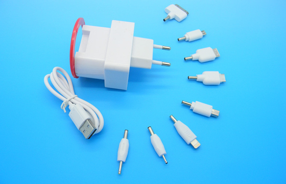 5V 2000mA 스마트폰/정제/아이폰을 위한 보편적인 USB 여행 충전기