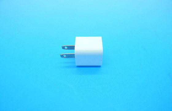 5V 1000mA Apple MP3 MP4를 위한 보편적인 USB 여행 충전기 SAA 마개