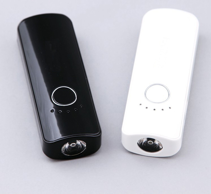 Portable 5개 볼트 OEM 5200MAH와 가진 이동할 수 있는 전력 공급 검정