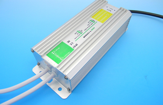 60w 알루미늄 전해질 축전기 IP68는 전력 공급 일정한 현재 LED 운전사를 방수 처리합니다