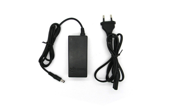 18Volt 45W LED 빛 EU 마개를 위한 탁상용 DC 전원 공급 단락