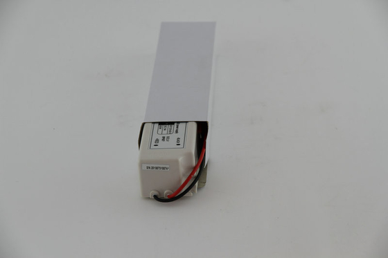 60 와트 일정한 전압 LED 운전사 IP67 24V DC의 높은 신뢰도를 점화하는 LED