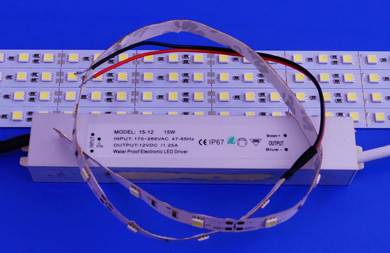15W 12vdc 지도된 지구를 위한 옥외 지도된 일정한 전압 운전사, 장식적인 점화
