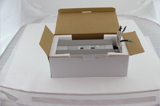 24V DC 정확한 방수 LED 운전사 200W 8300mA의 EPA3050B EMC LED 빛 운전사