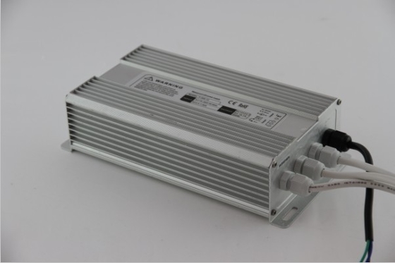 24V DC 정확한 방수 LED 운전사 200W 8300mA의 EPA3050B EMC LED 빛 운전사