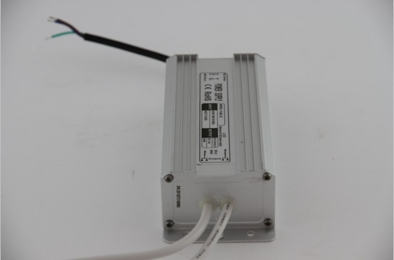 Portable 24 V DC 60W는 EN55022 종류를 가진 LED 운전사 전력 공급 Platic 상자를 A 방수 처리합니다