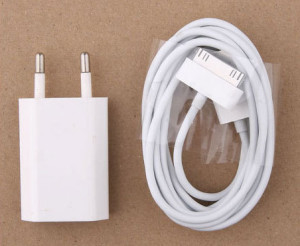 EU는 AC 충전기 USB 자료 iPod/iPhone 4/4s를 위한 위탁 케이블 이동 전화 부속품을 폐쇄합니다
